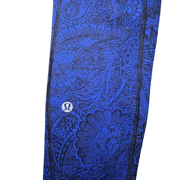 Lululemon Like Nothing 7/8 Tight - Antique Paisley Sapphire Blue Black - Picture 6 of 10